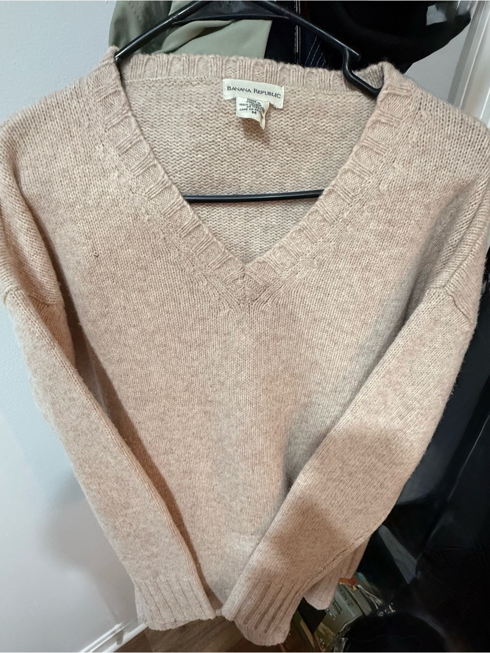 Banana Republic Women's V-Neck Sweater in beige